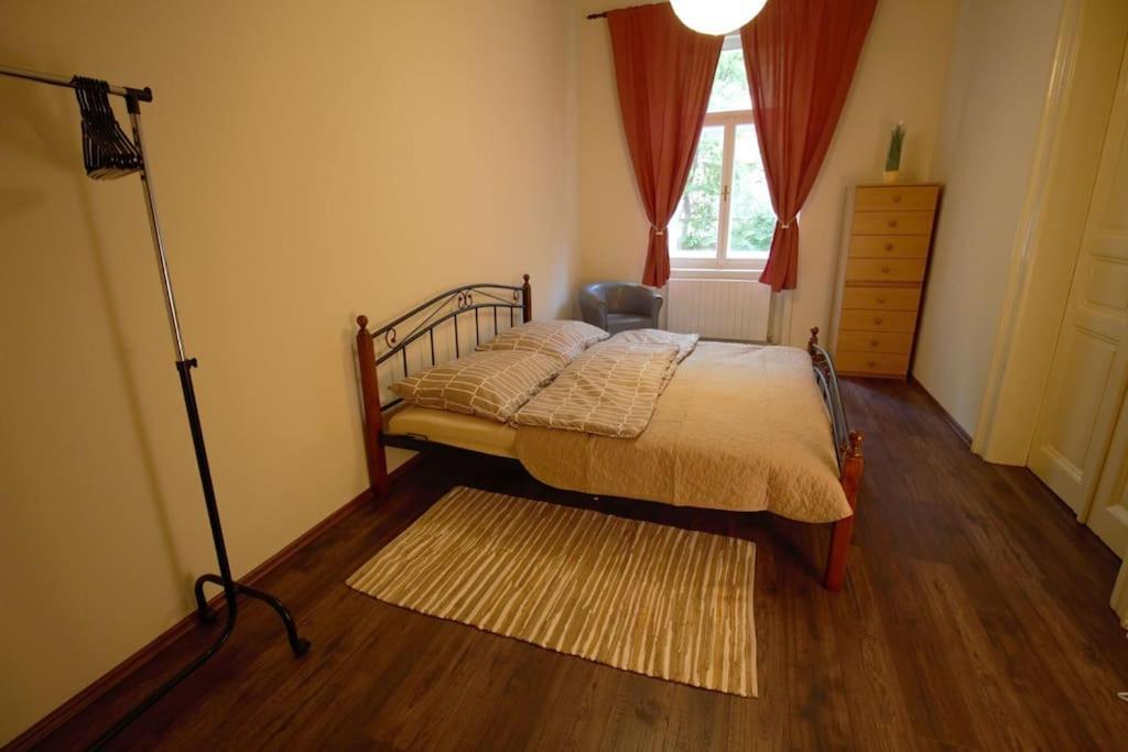 Comfort 2bedrooms Quite Place!-vinohrady Apartmán *